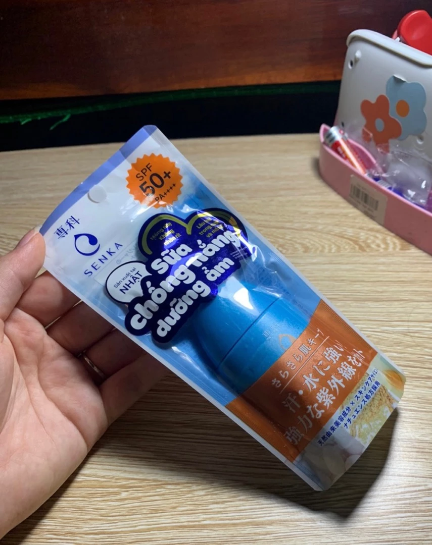 Kem Chống Nắng Senka Perfect UV Dạng Sữa 40ML & Gel 80ML & Essence 50G