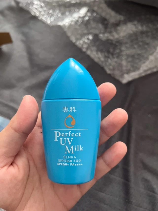Kem Chống Nắng Senka Perfect UV Dạng Sữa 40ML & Gel 80ML & Essence 50G