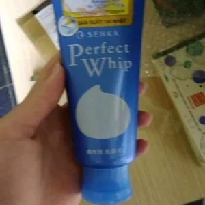 Sữa rửa mặt Senka Perfect Whip 120G