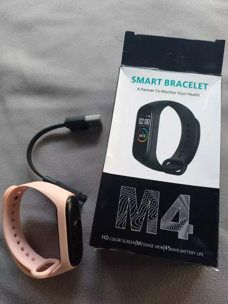 Đồng hồ thông minh M4 Vòng đeo tay thông minh Thể thao Theo dõi sức khỏe Máy đo nhịp tim Huyết áp Bluetooth Smartband Ios Đồng hồ thông minh Android