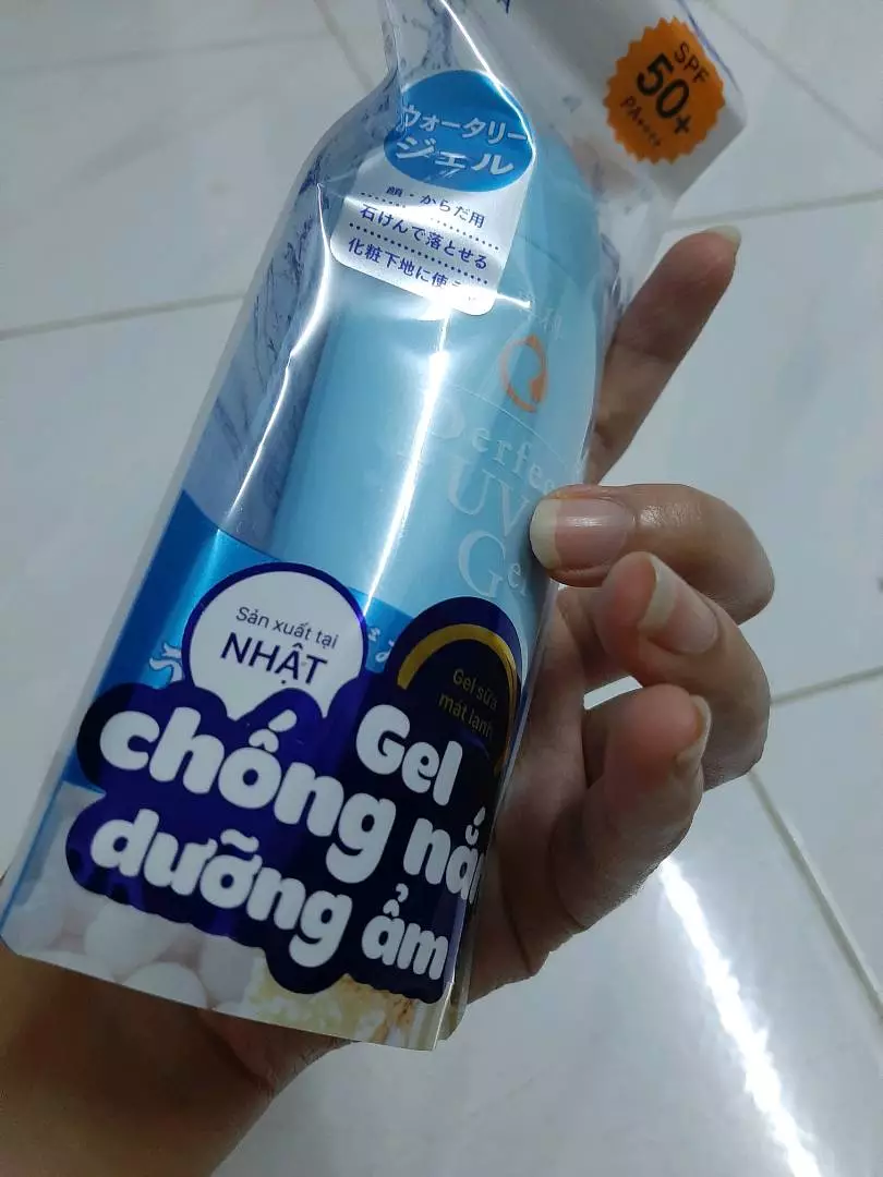 Kem Chống Nắng Senka Perfect UV Dạng Sữa 40ML & Gel 80ML & Essence 50G