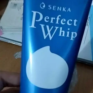 Sữa rửa mặt Senka Perfect Whip 120G