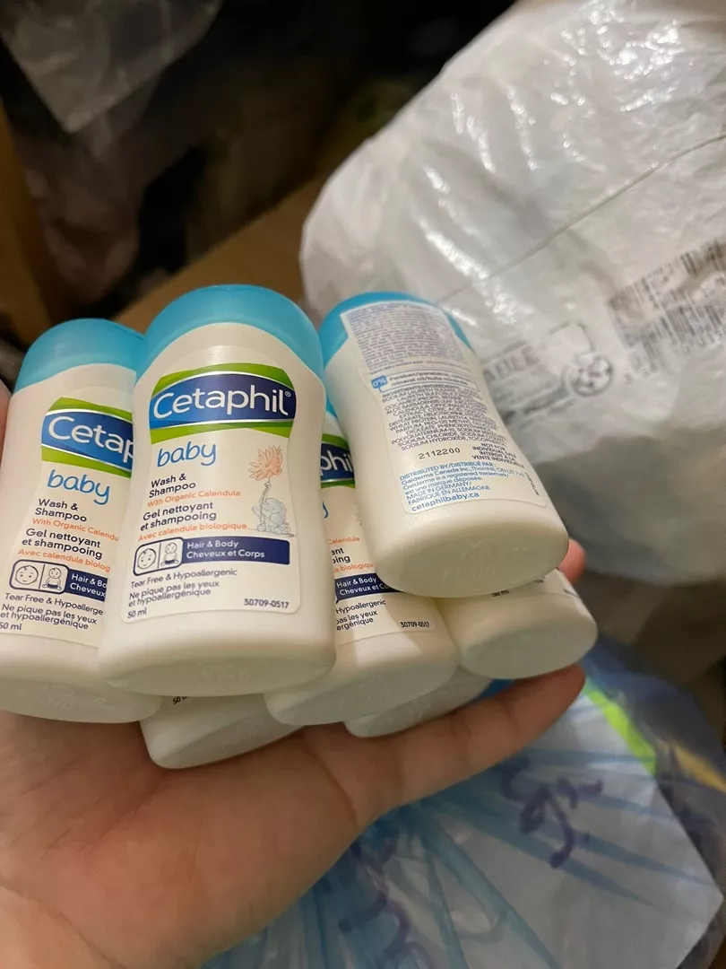 Combo 2 Sữa tắm gội dưỡng ẩm dịu lành cho bé Calendula hoa cúc hữu cơ CETAPHIL BABY W&SHAMPOO CALENDULA 400ML/chai