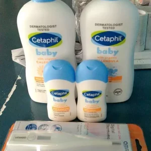 Combo 2 Sữa tắm gội dưỡng ẩm dịu lành cho bé Calendula hoa cúc hữu cơ CETAPHIL BABY W&SHAMPOO CALENDULA 400ML/chai