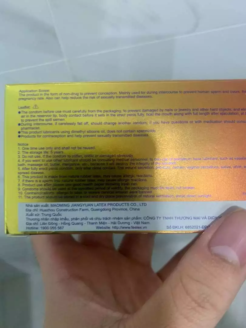 Bao cao su Feelex siêu mỏng, kéo dài thời gian, nhiều gel bôi trơn, gân gai, siêu gai - Hộp 30 chiếc
