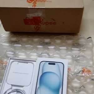Điện thoại Apple iPhone 15 256GB
