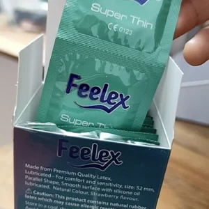 Bao cao su Hộp 30 chiếc Feelex Superthin siêu mỏng ôm sát nhiều gel hương dâu, hương nước hoa, hương vani