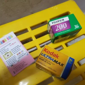 Fuji C200 36exp In Date 01/2027 bản mới film 35mm Fujicolor 200 loại hộp lẻ 1 hộp có 1 cuộn film và hủ nhựa bảo quản
