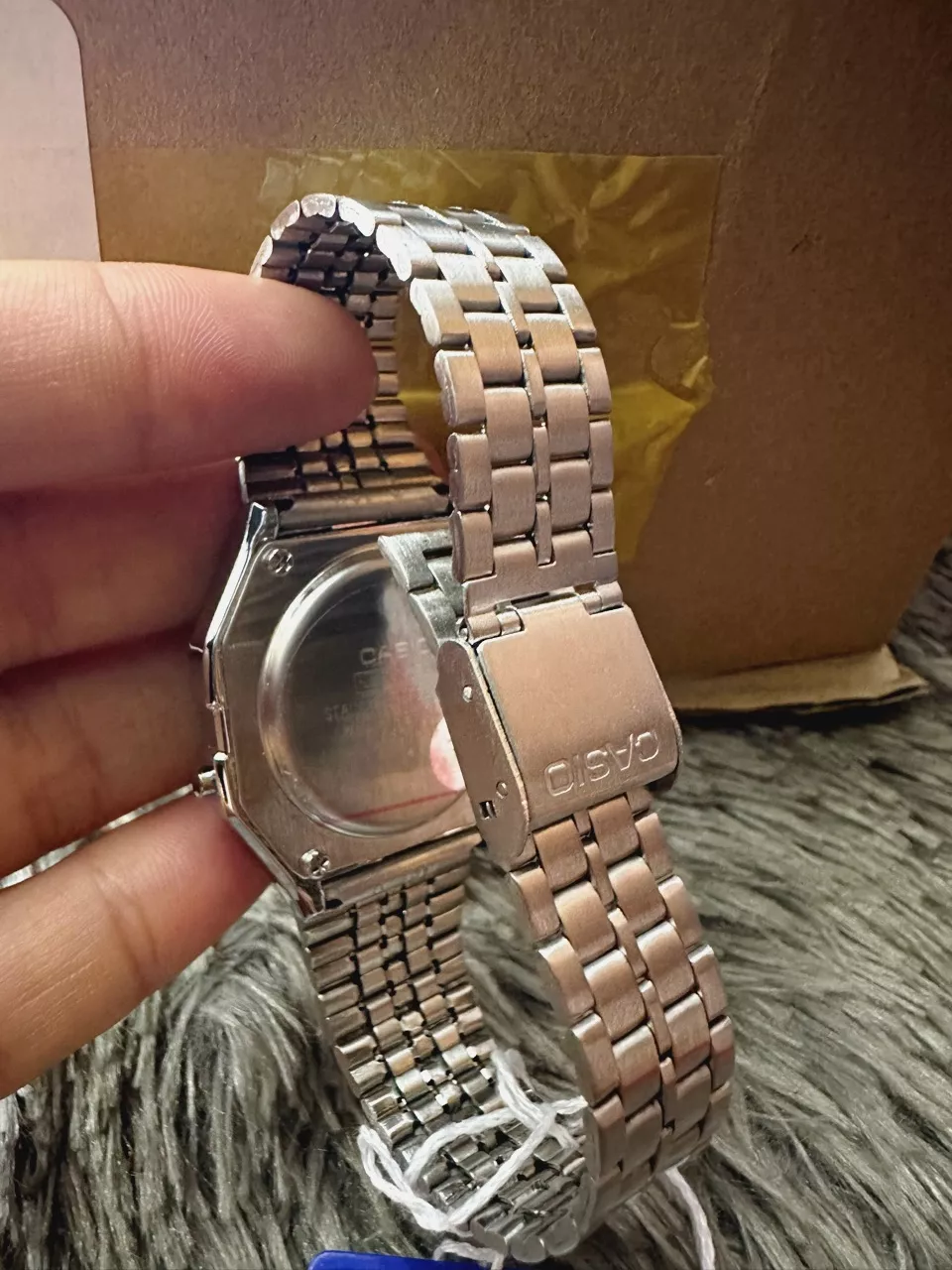 Đồng Hồ WRO6 Thời Trang Cặp Đôi Nam Nữ, Nhiều Màu + Mẫu Unisex Năng Động, Dây Thép Bền Không Gỉ