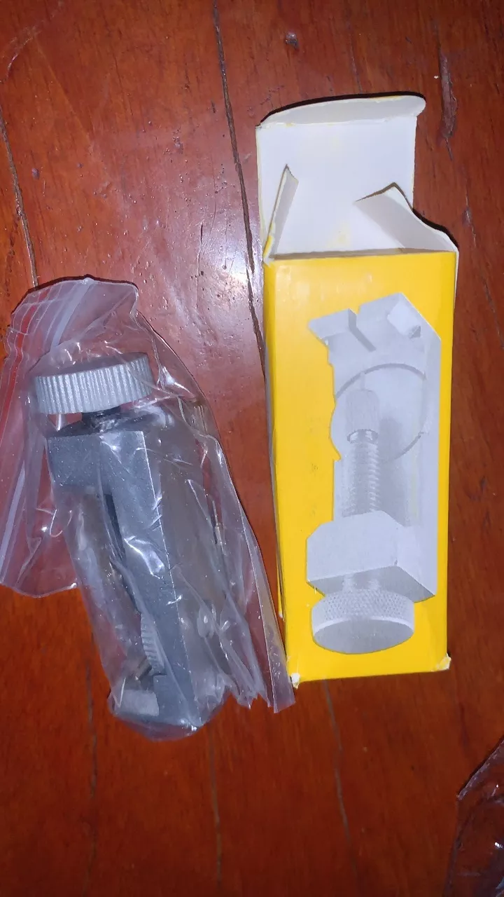 Dụng cụ tháo mắt dây đồng hồ (công cụ cắt mắt đồng hồ, loại 1, cứng cáp, kim loại + 3 đầu thay)