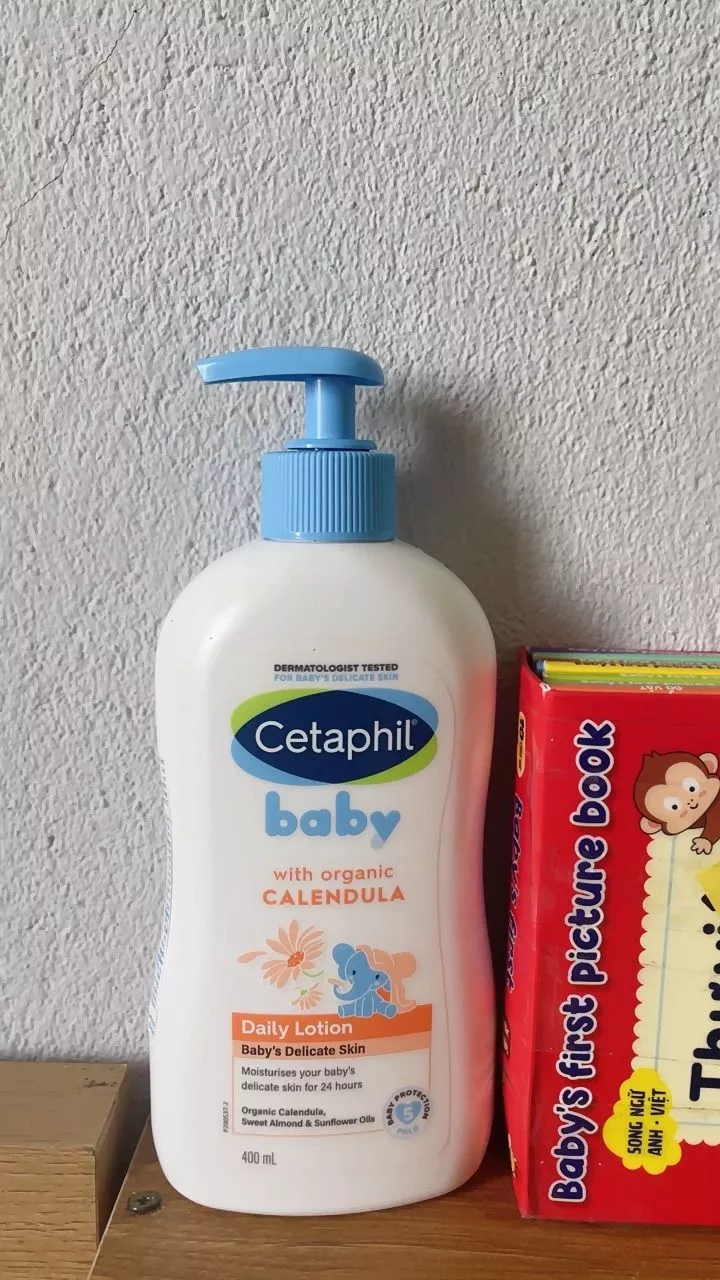 Sữa dưỡng ẩm dịu lành cho bé CETAPHIL BABY LOTION WITH ORGANIC CALENDULA 400ML