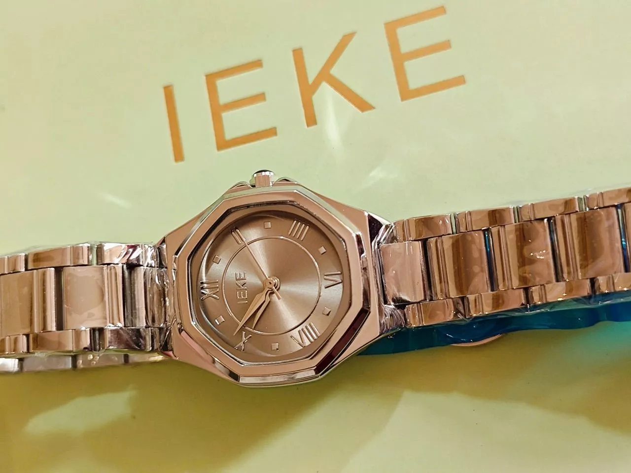 Đồng hồ nữ IEKE chính hãng size 26mm Dây thép không gỉ Mặt số La Mã tặng dụng cụ tháo mắt đi kèm