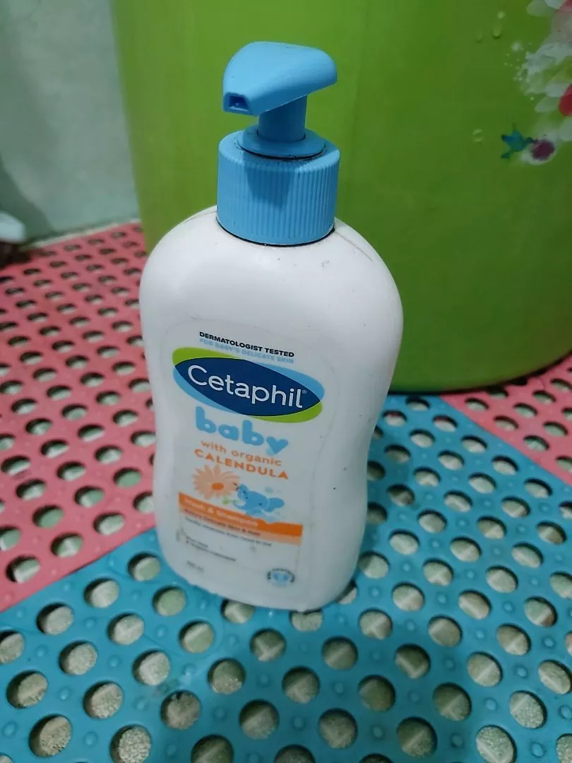 Sữa tắm gội Cetaphil Baby Wash & Shampoo with Organic Calendula 400ML & 230ML