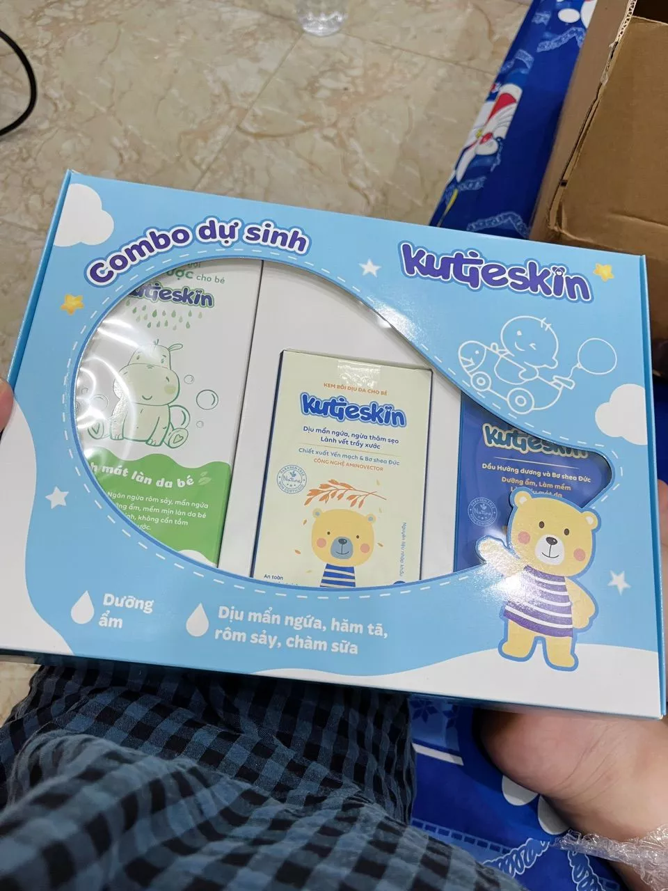 Combo Dự Sinh New - Đón bé chào đời Tặng kèm kem chàm sữa (Nước tắm gội + Kem dịu da + Kem dưỡng ẩm)