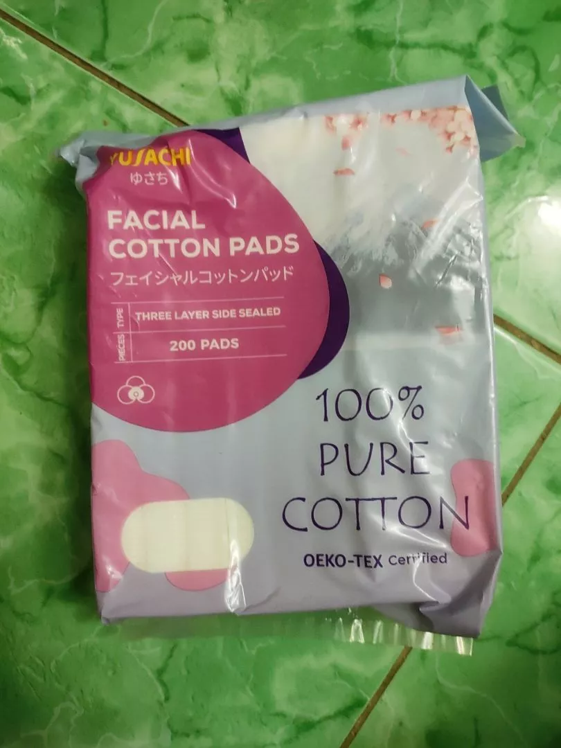 Bông tẩy trang Yusachi Suzuran Cao Cấp Nhật Bản 100% Cotton - 200 miếng