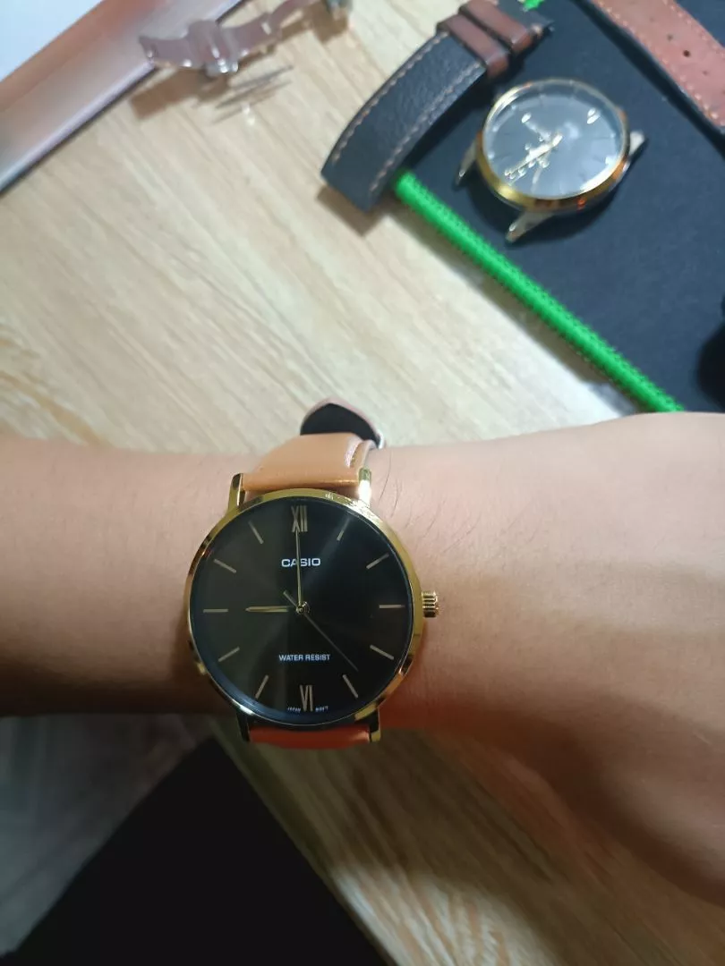 Đồng Hồ Nam MTP-VT01 Sang Trọng Tinh Tế Mặt Kính Khoáng Tròn 40mm Chống Nước Chính Hãng Casio - WATCHSTORE