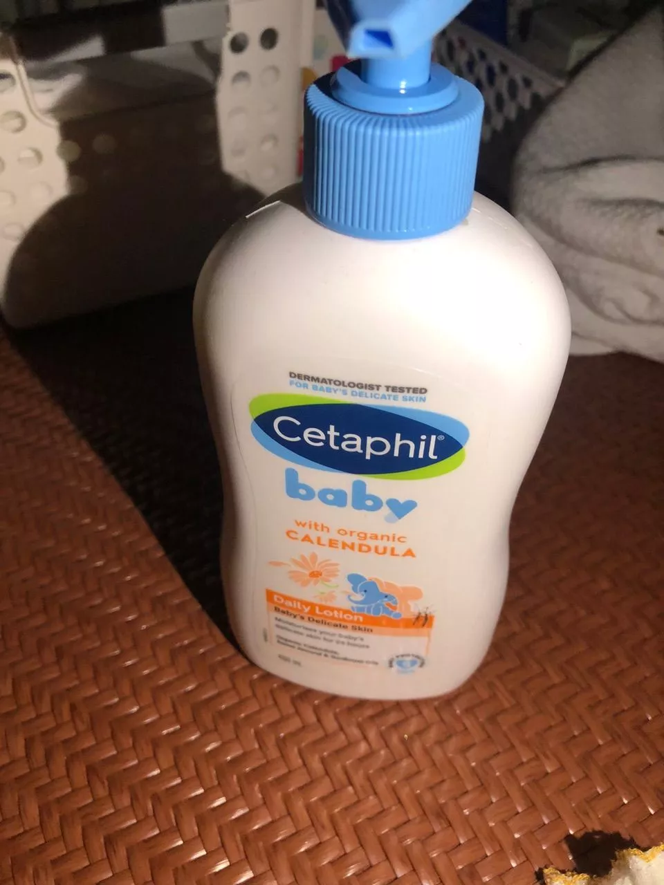 Sữa dưỡng ẩm dịu lành cho bé CETAPHIL BABY LOTION WITH ORGANIC CALENDULA 400ML
