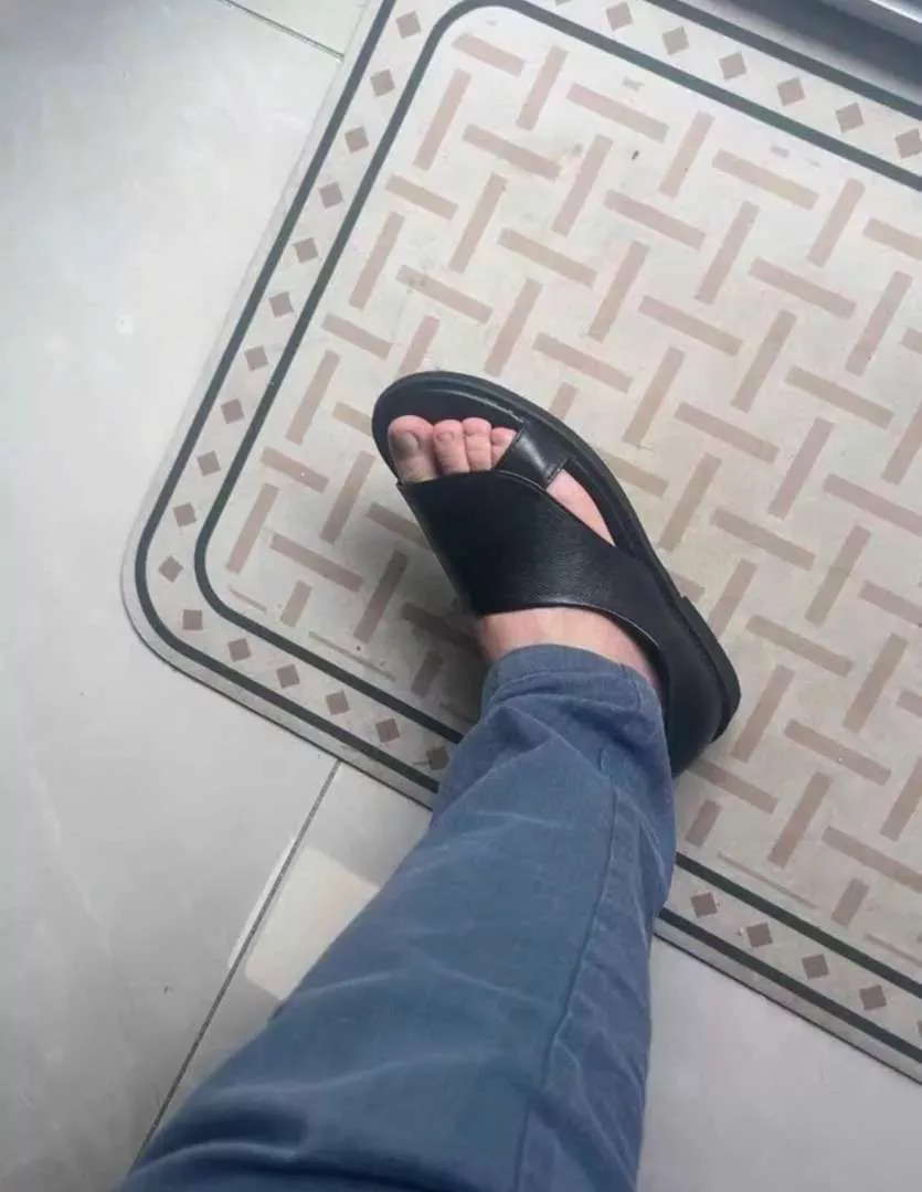 Dép Sandal nam Chống Trượt Thiết Kế Mới .Thời Trang bốn Mùa phong cách trẻ trung MẪU HOT 2024