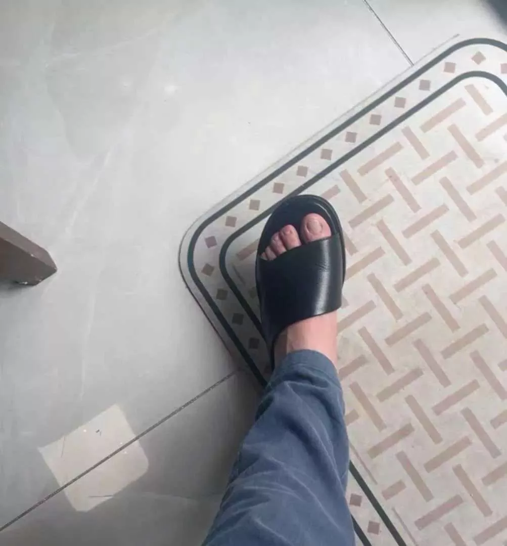 Dép Sandal nam Chống Trượt Thiết Kế Mới .Thời Trang bốn Mùa phong cách trẻ trung MẪU HOT 2024