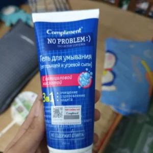Sữa Rửa Mặt Compliment No Problem ngăn ngừa mụn sạch sâu 200ml