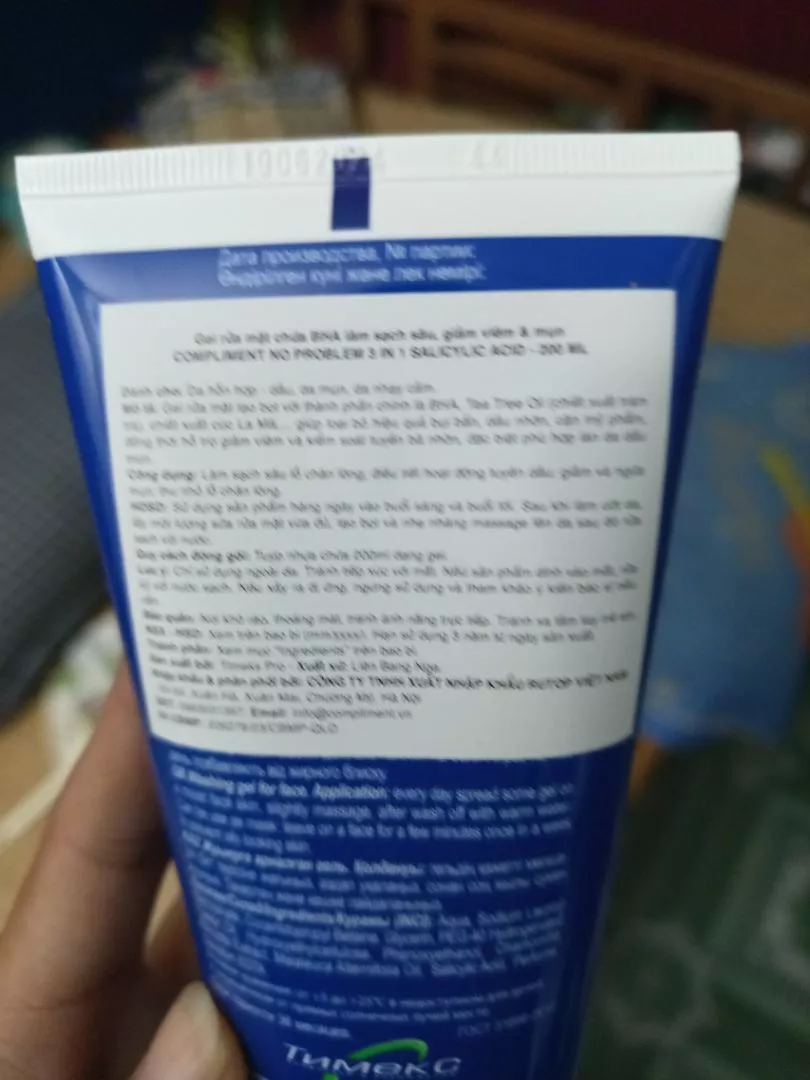 Sữa Rửa Mặt Compliment No Problem ngăn ngừa mụn sạch sâu 200ml