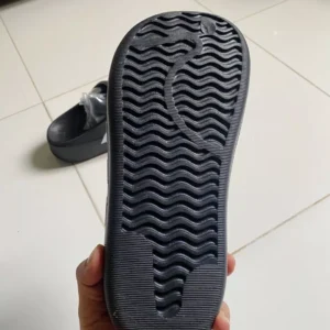 Dép sục nam nữ đúc nguyên khối cao 4cm, sục giày đi mưa chống nước chống trơn trượt, hottrend 2025