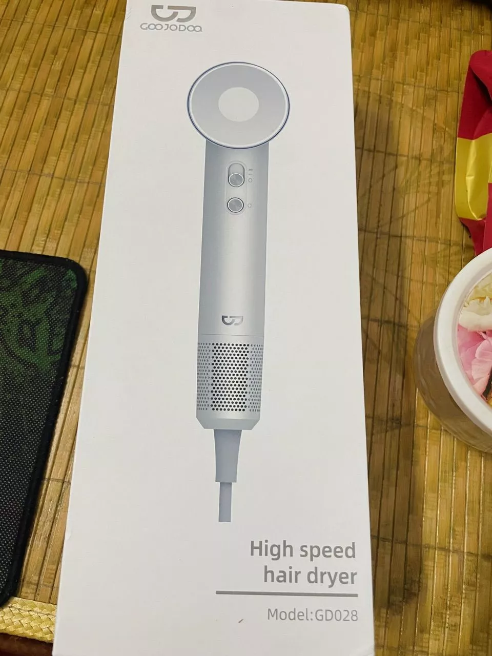 【Bảo hành một năm】GOOJODOQ Máy sấy tóc tốc độ cao có màn hình hiển thị công suất LED 3 tốc độ gió bốn phút để sấy khô Thích hợp cho du lịch và sử dụng tại nhà