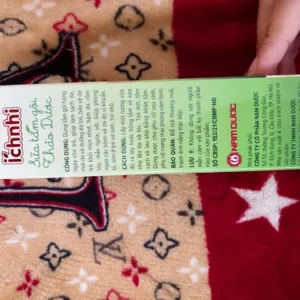 Sữa tắm gội thảo mộc Ích Nhi hương lá, chai 200ml, giúp làm sạch da và tóc trẻ