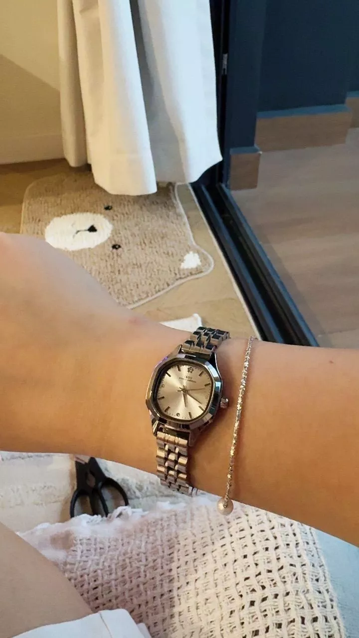 Đồng Hồ Nữ IBSO Mặt Đa Giác Sang Trọng Dây Thép Không Gỉ Chống Nước Tốt Phong Cách Hàn Quốc