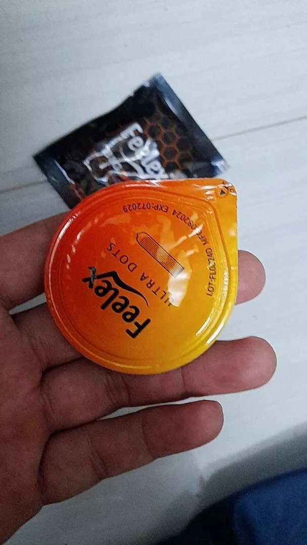 Bao cao su Feelex Bigdot Gân Gai nhiều gel bôi trơn