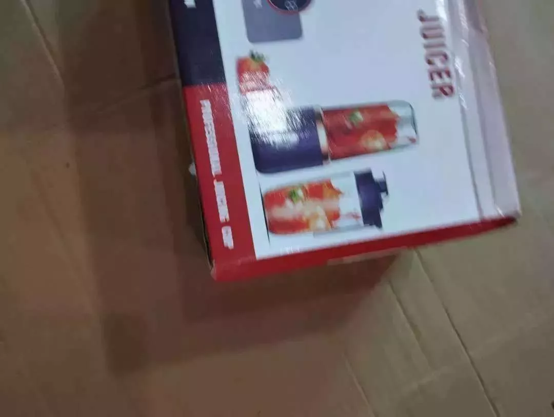 Cốc ép trái cây cầm tay nhỏ gọn, hoàn toàn tự động, đa chức năng, lý tưởng cho học sinh, dễ sử dụng