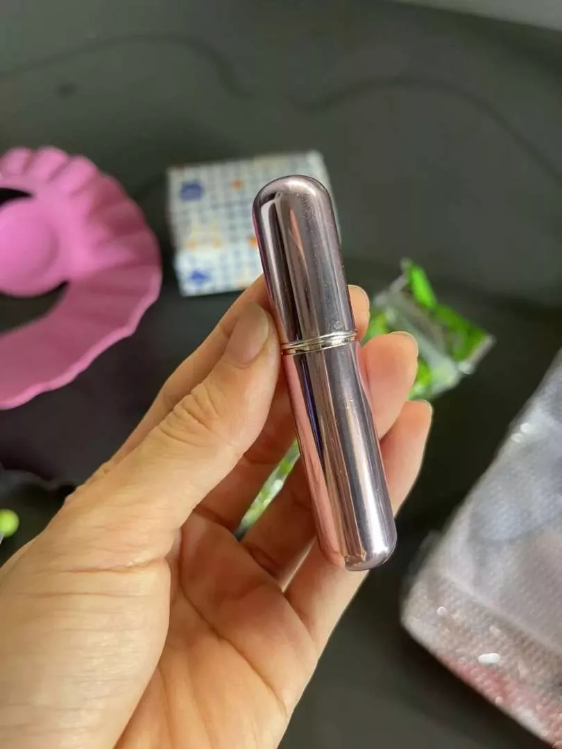 Lọ Chiết Nước Hoa Mini 5ml Vỏ Nhôm Có Lỗ Chiết Dưới Đáy Tiện Lợi