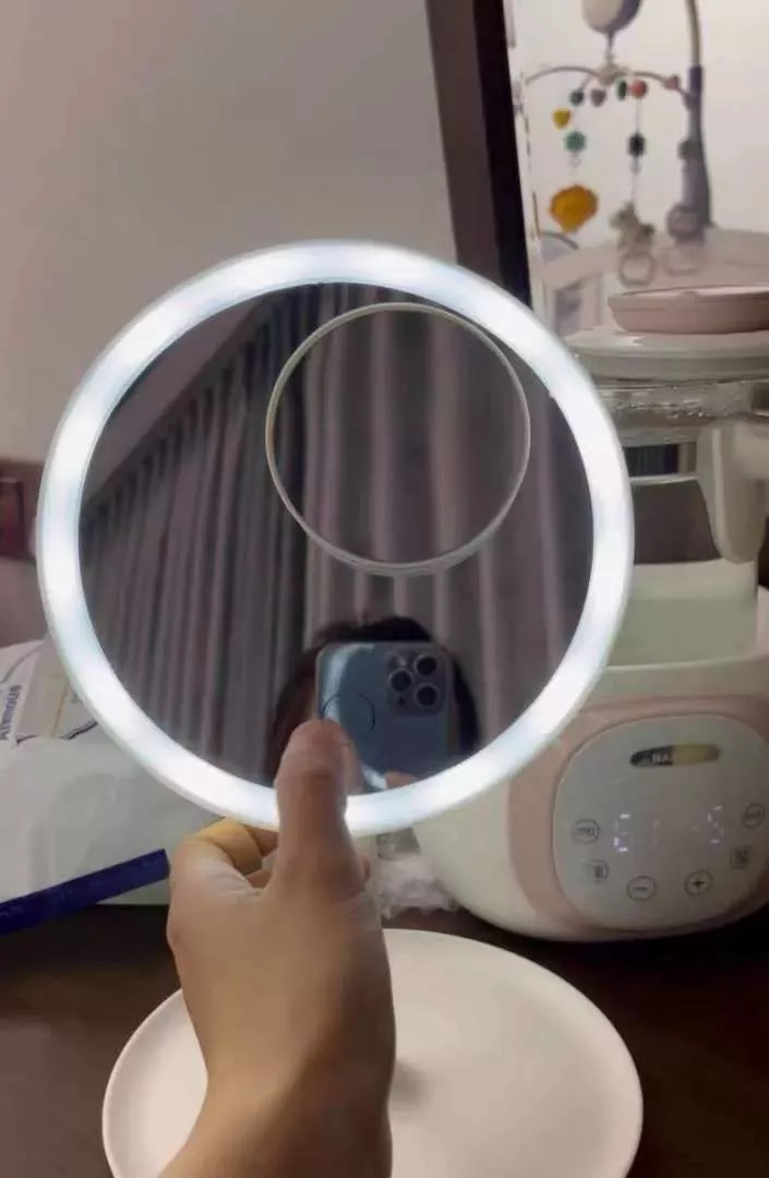 Gương Trang Điểm Để Bàn - Đèn Led Kèm Sạc