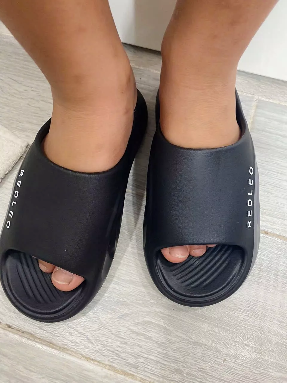 (Chính Hãng) Dép bánh mì quai ngang nam nữ REDLEO, dép đúc đi mưa có lỗ thoáng khí, chống nước chống trơn, mã DRL_51