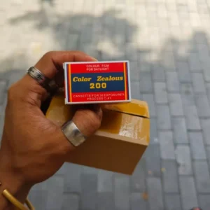 Phim chụp ảnh Yes!Star 200 400 36exp Date 03/2028 film 35mm tráng C41 dùng được máy PNS