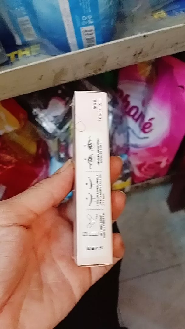 Bút Kẻ Mắt 2 Đầu Có Khuôn: Trang Điểm Nhanh, Chống Nước, Giữ Màu Cả Ngày Viện Sắc Hoa 9