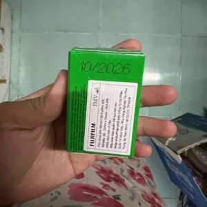 Fujifilm 400 36exp date 02/2027 film 35mm (phiên bản mới XTRA 400 ) hộp lẻ 1 hộp giấy có 1 cuộn film và hủ nhựa bảo quản