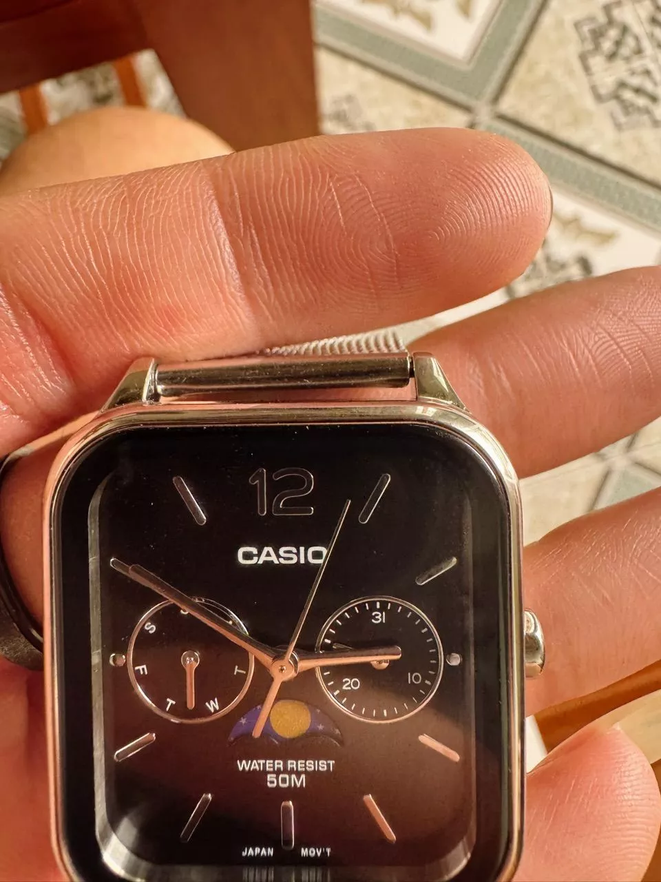 Đồng Hồ Nam/Nữ Casio Moonphase MTP-M305 Quartz Mặt Kính Khoáng 34mm Chống Nước Vỏ Kim Loại Không Gỉ Chính Hãng