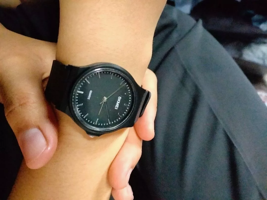 Đồng hồ thạch anh SKMEI 1419 chống nước phối dây đeo pu phong cách thể thao