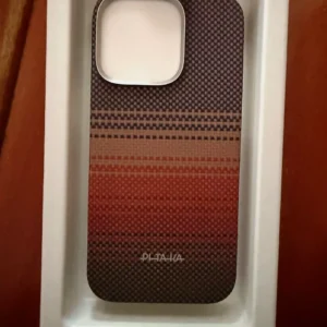 [iPhone 16 Pro/ProMax] Ốp lưng Pitaka Ultra-Slim (with PitaTap) siêu mỏng tích hợp nút điều khiển camera