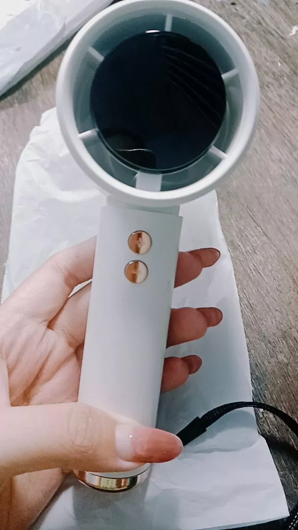 Quạt Mini Cầm Tay, Gió Mạnh, Sạc USB, Nhỏ Gọn, Tiện Lợi Mang Theo