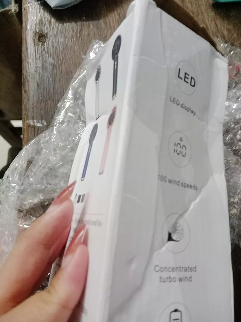 Quạt Mini Cầm Tay, Gió Mạnh, Sạc USB, Nhỏ Gọn, Tiện Lợi Mang Theo