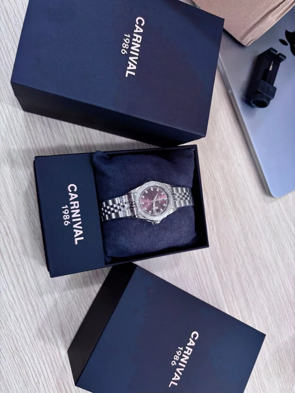Đồng Hồ Nữ CARNIVAL 8131L2 Hàng Chính Hãng