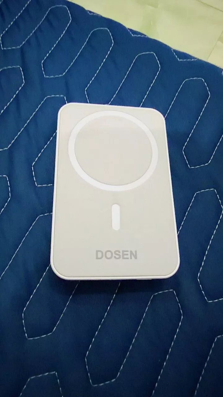 Dosen Mini Từ Tính Không Dây 10000mah 12000mAh 22.5W Sạc Nhanh Power Bank có nam châm thích hợp cho phone