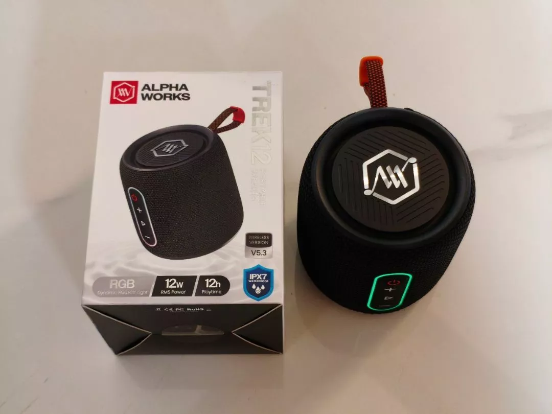 Loa Di Động Alpha Works TREK 12