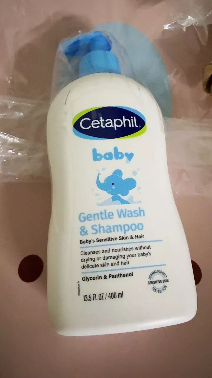 Combo Sữa tắm gội dịu lành cho bé GENTLE W&S 400ML & Kem dưỡng ẩm và làm dịu cho bé Soothing & Moisturising 100G