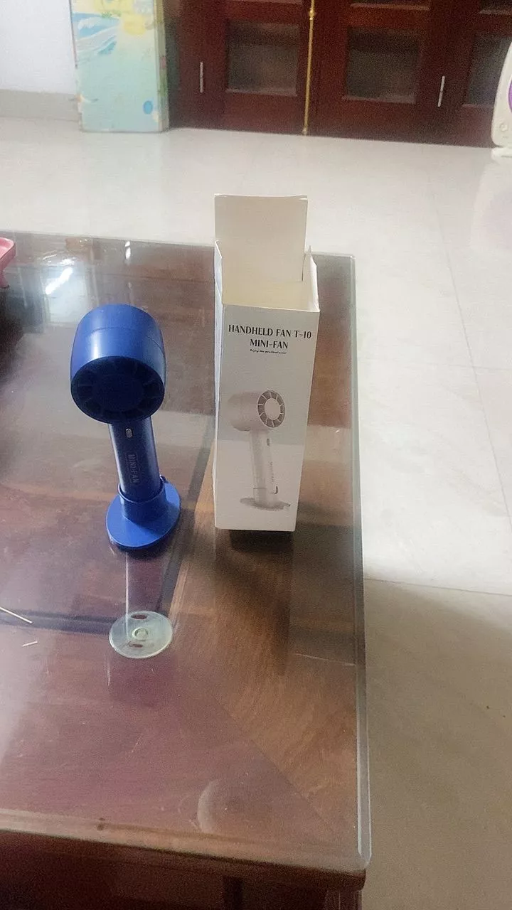 Quạt cầm tay mini làm mát bằng bán dẫn, có chức năng chườm lạnh, sạc USB tiện lợi Quạt mini sò lạnh turbo quạt