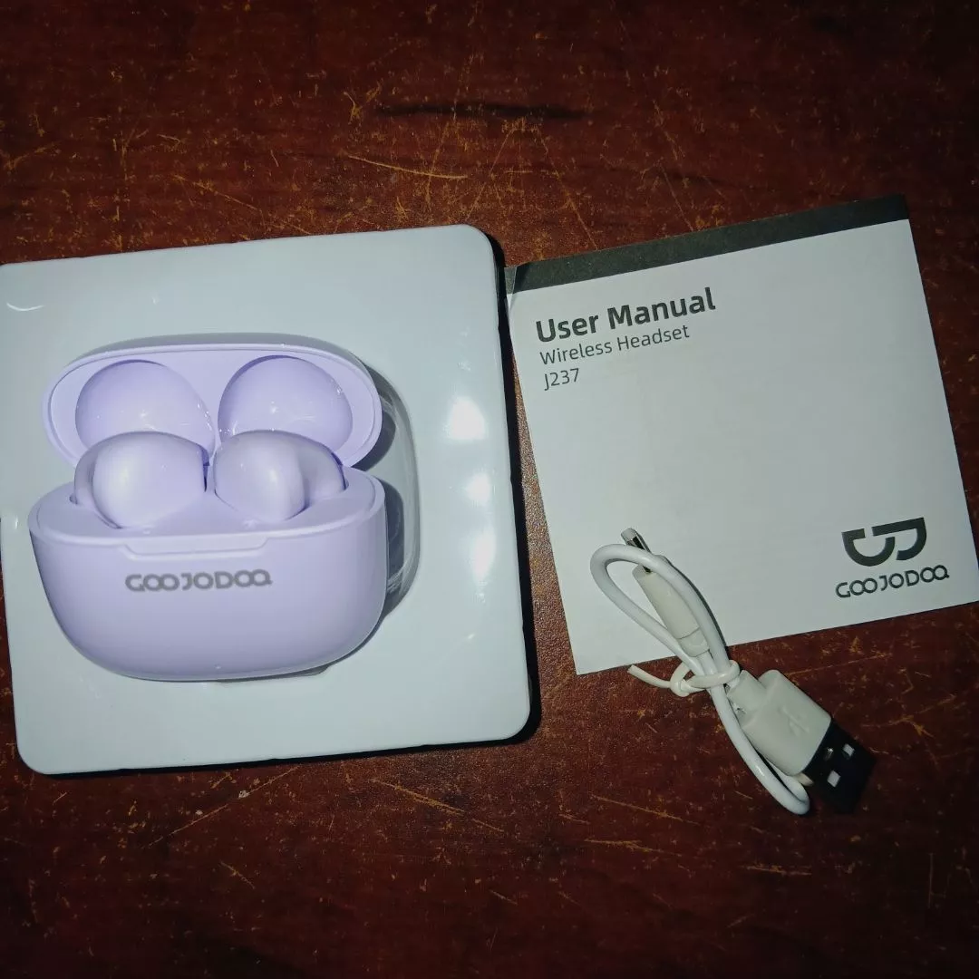 Tai nghe không dây Bluetooth 5.3 Goojodoq có tính năng điều khiển cảm ứng, âm trầm và thời lượng pin cực dài Kênh đôi