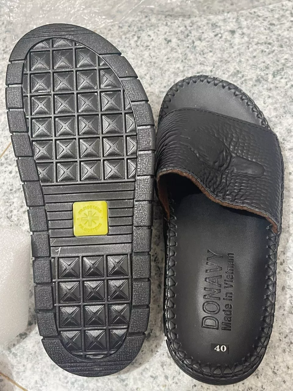 Dép Quai Ngang Nam Da Bò 100% DONAVY Cao Cấp, Dập Quai Cá Sấu Fashion D.CSL