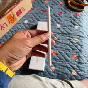 Bút cảm ứng Apple Pencil Pro (MX2D3ZP/A)